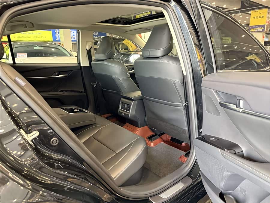 Camry 2024 2.0T Luxury - zdjęcie 7