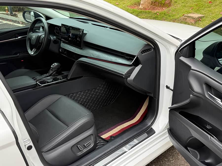 Camry 2025 2.5HG Premium Intelligent Edition - zdjęcie 5