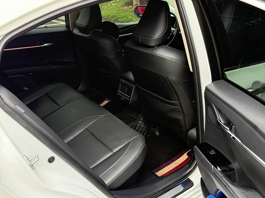 Camry 2025 2.5HG Premium Intelligent Edition - zdjęcie 9