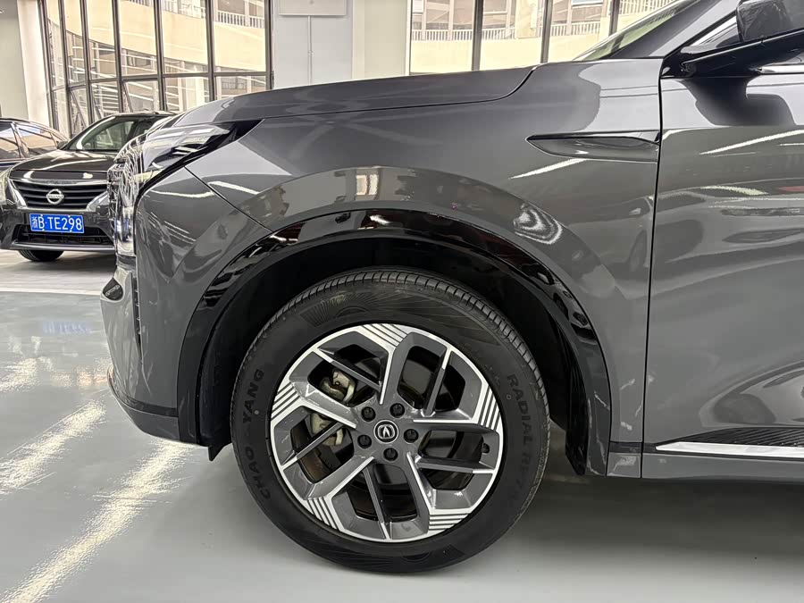 Changan CS75PLUS 2025 4th Generation Ultra 2.0T New Blue Whale Qinfeng - zdjęcie 15