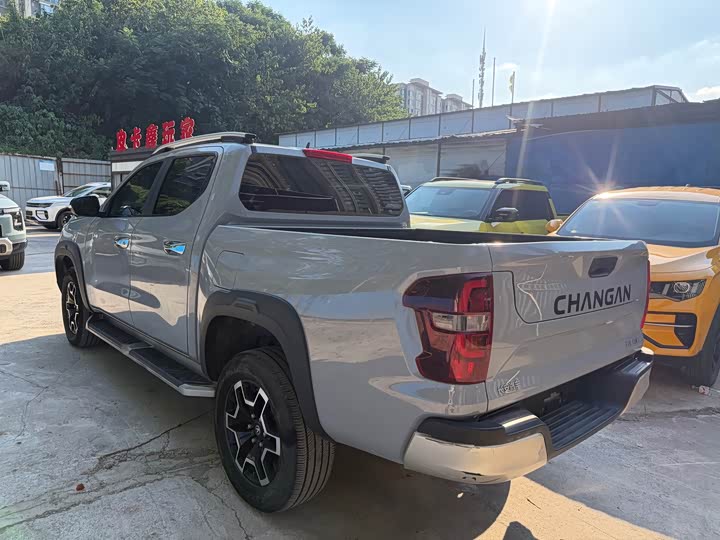 Changan Hunter 2024 Knight Edition Navigation Type Dual Motor Four-Wheel Drive Standard Box - zdjęcie 15
