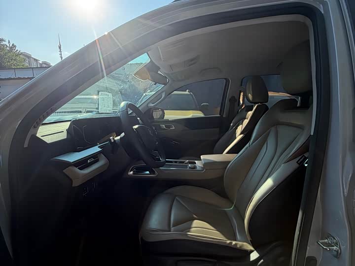 Changan Hunter 2024 Knight Edition Navigation Type Dual Motor Four-Wheel Drive Standard Box - zdjęcie 16