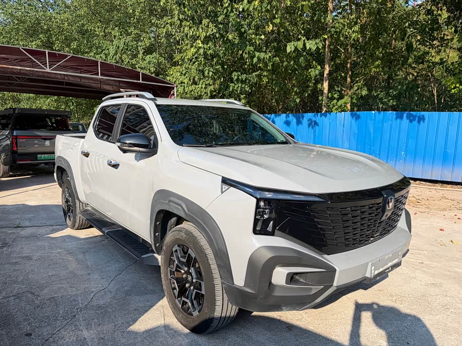 Changan Hunter 2024 Knight Edition Navigation Type Dual Motor Four-Wheel Drive Standard Box - zdjęcie 3