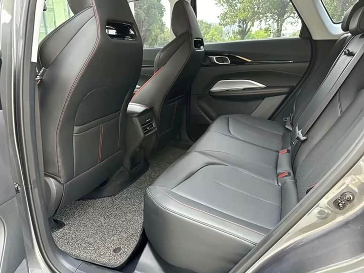 Changan Oshan Z6 2023 Blue Whale 1.5T DCT Intelligent Version - zdjęcie 18