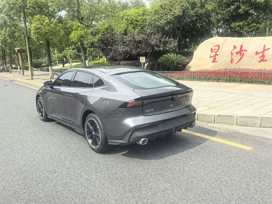 Changan UNI-V 2023 1.5T Premium - zdjęcie 6