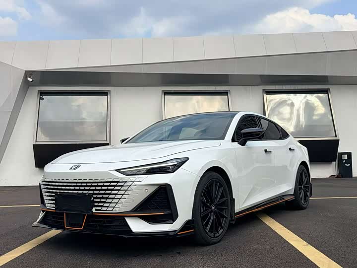 Changan UNI-V 2023 1.5T Sport - zdjęcie 10
