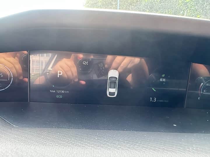 Changan UNI-V 2024 1.5T Premium Sports Edition - zdjęcie 12