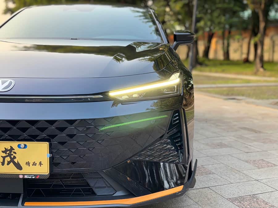 Changan UNI-V 2024 1.5T Premium Sports Edition - zdjęcie 20