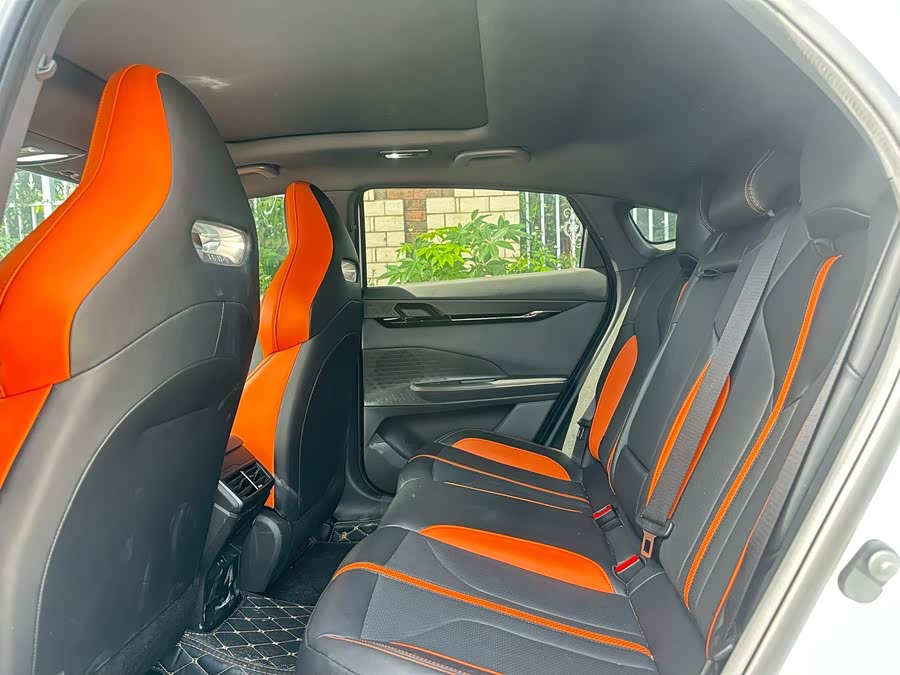 Changan UNI-V 2024 1.5T Premium Sports Edition - zdjęcie 4