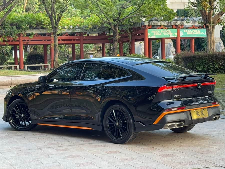 Changan UNI-V 2024 1.5T Premium Sports Edition - zdjęcie 9