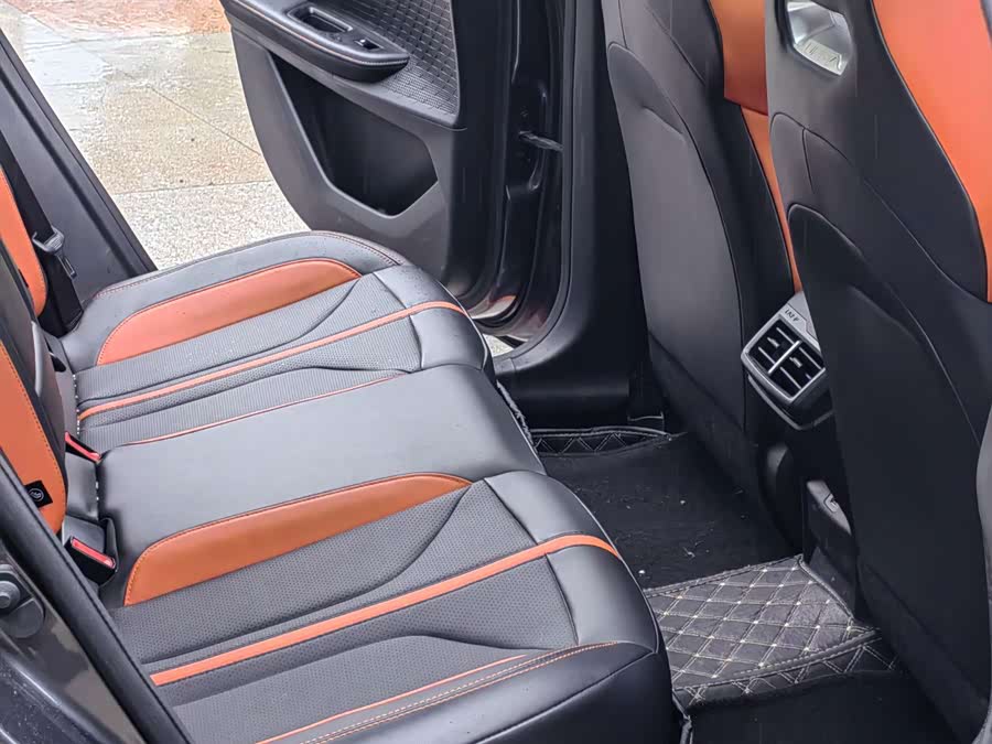 Changan UNI-V 2024 1.5T Smart Navigation Edition - zdjęcie 10