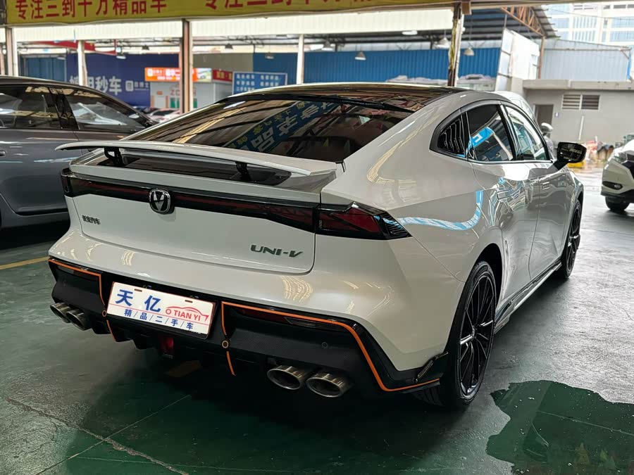 Changan UNI-V 2025 1.5T 500Bar High Energy Sports Edition - zdjęcie 14