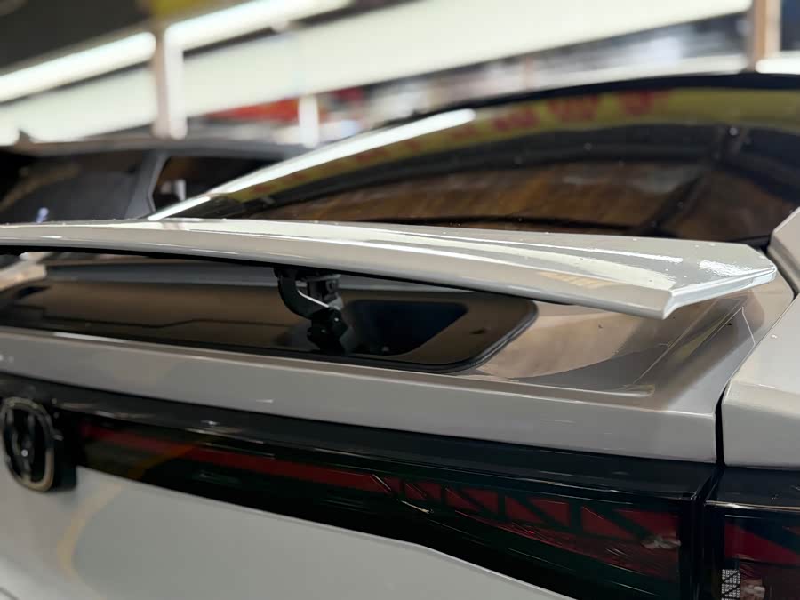 Changan UNI-V 2025 1.5T 500Bar High Energy Sports Edition - zdjęcie 16