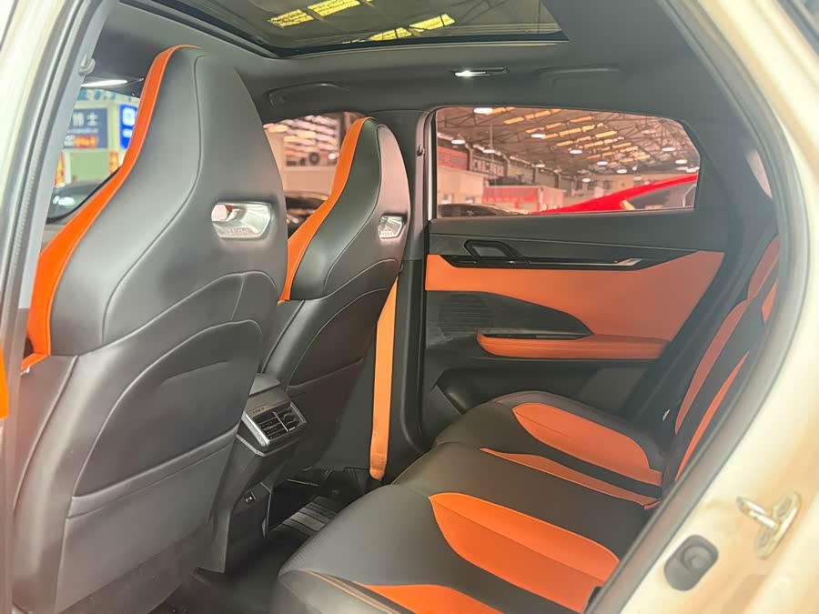 Changan UNI-V 2025 1.5T 500Bar High Energy Sports Edition - zdjęcie 6