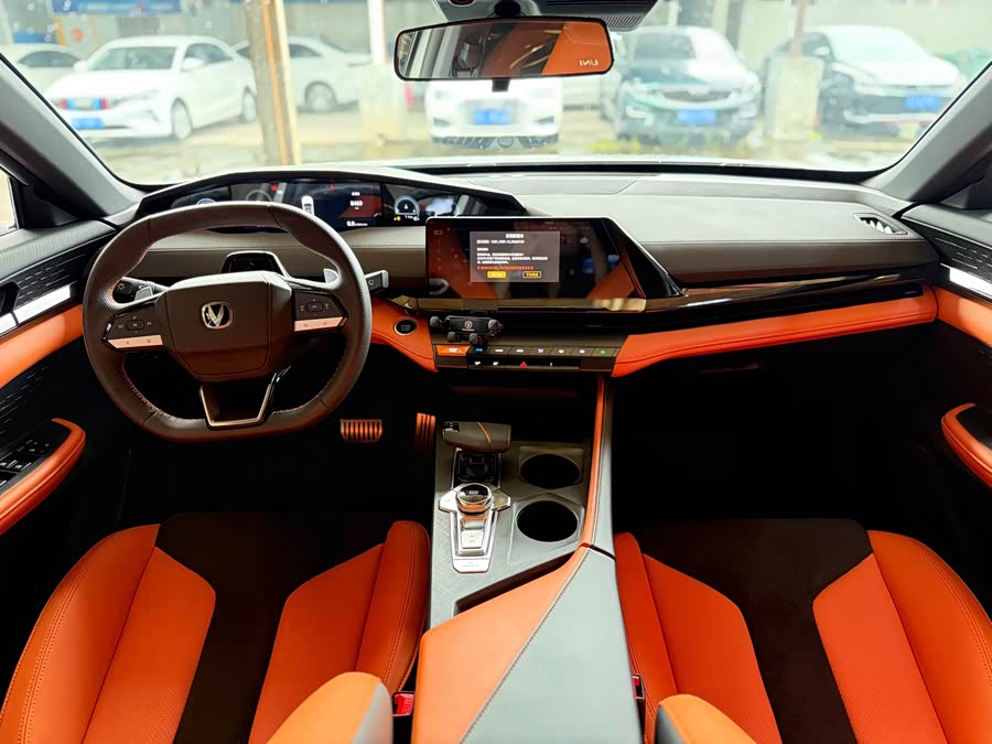 Changan UNI-V 2025 1.5T 500Bar High Energy Sports Edition - zdjęcie 7