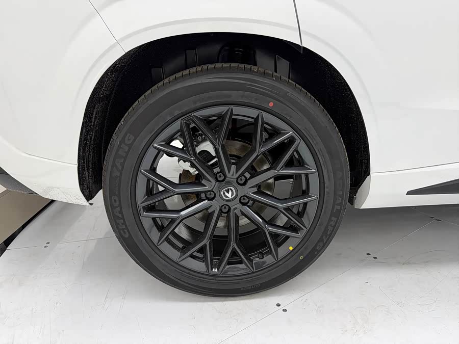 Changan UNI-Z 2025 500Bar PRO - zdjęcie 6