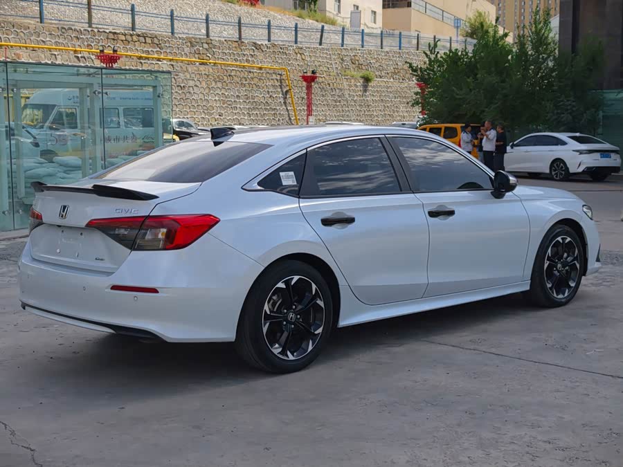 Civic 2023 2.0L e:HEV Sport - zdjęcie 9