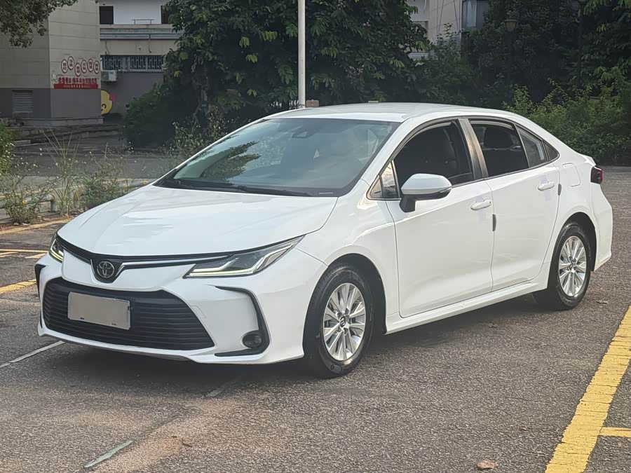 Corolla 2023 1.5L Pioneer - zdjęcie 1