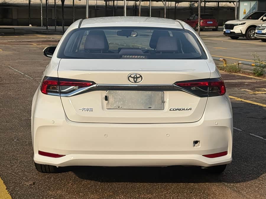 Corolla 2023 1.5L Pioneer - zdjęcie 10