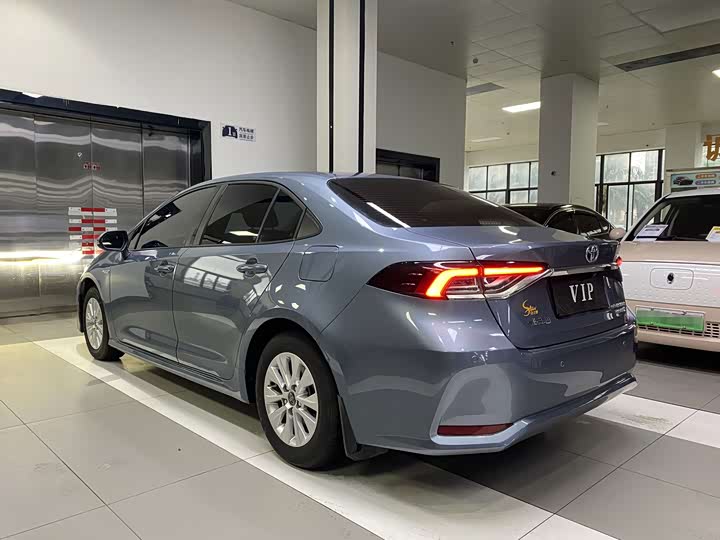 Corolla 2023 1.8L Intelligent PHEV Pioneer - zdjęcie 18