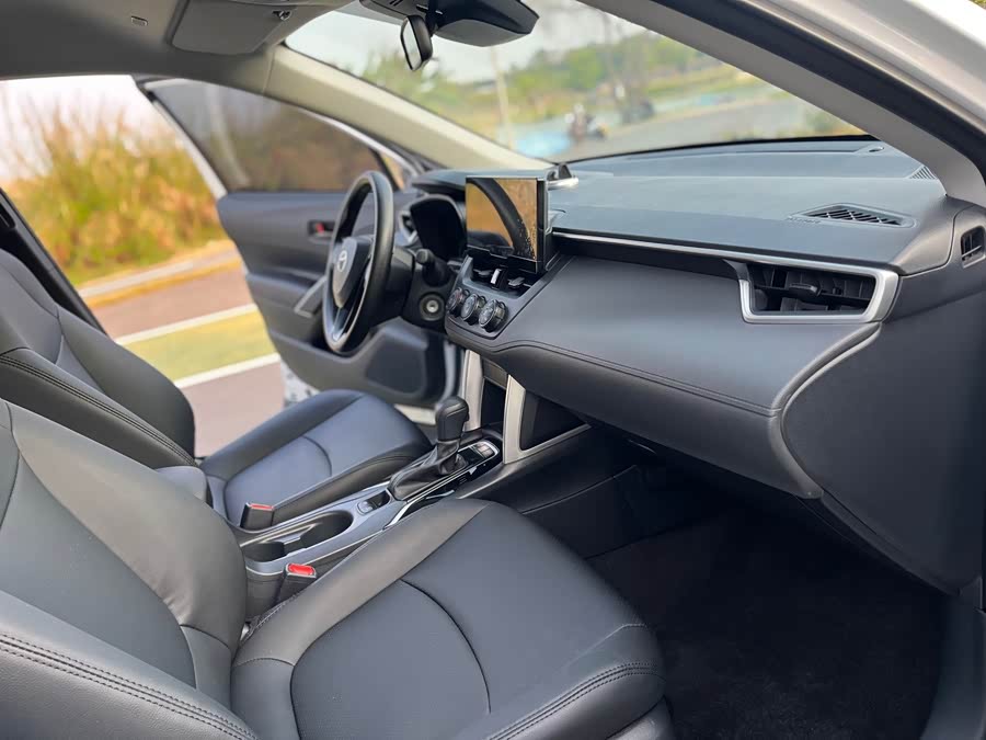 Corolla Cross 2024 2.0L Pioneer Edition - zdjęcie 10