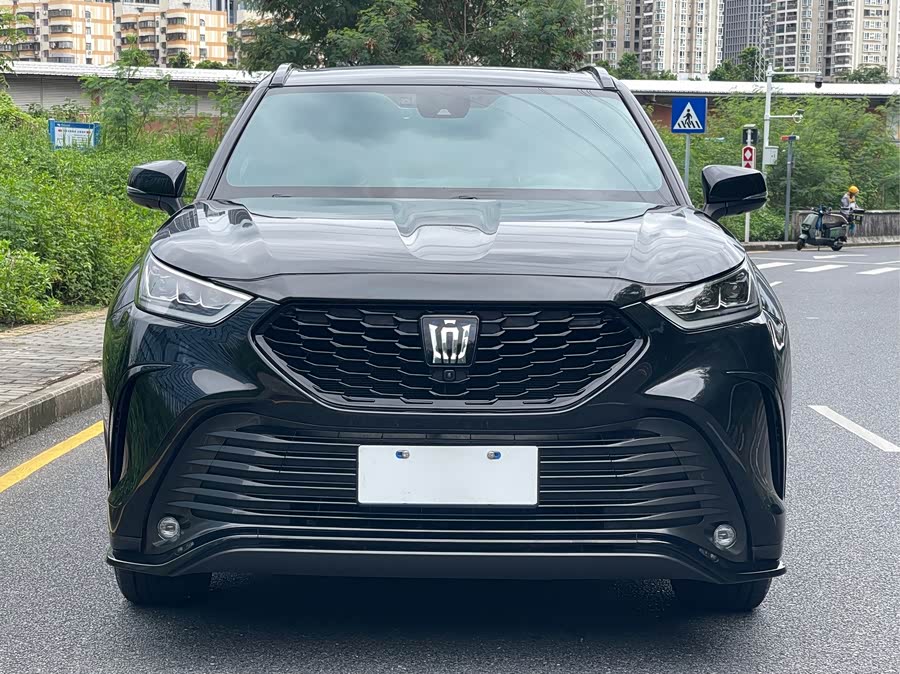 Crown Lufang 2024 2.0T 4WD Sport Edition - zdjęcie 2