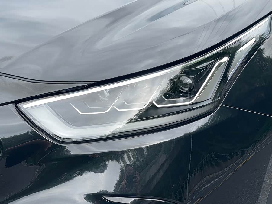 Crown Lufang 2024 2.0T 4WD Sport Edition - zdjęcie 18