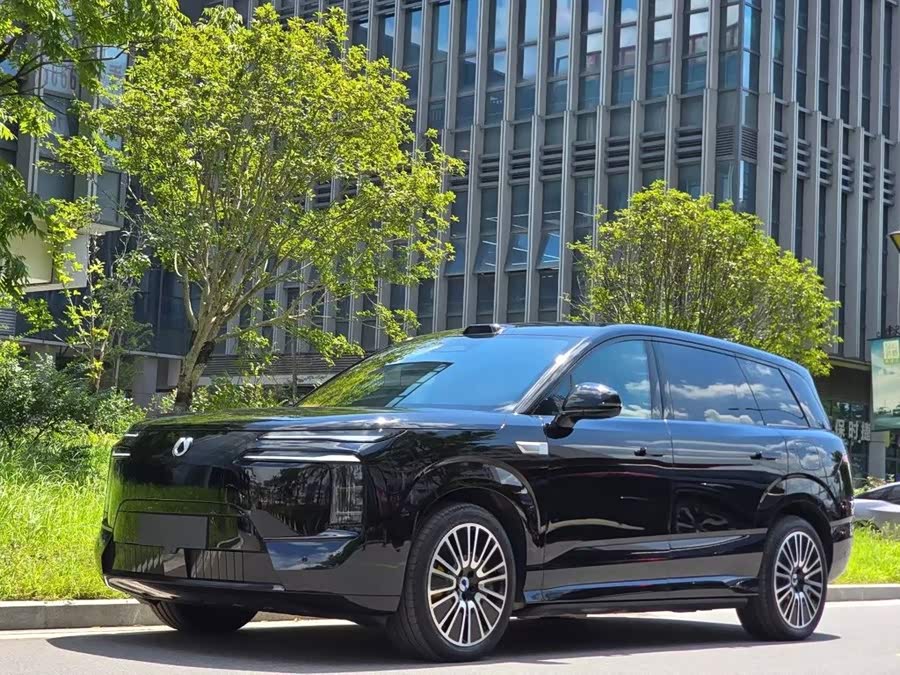 Denza N8L 2026 2WD Fast Charge Flagship - zdjęcie 1