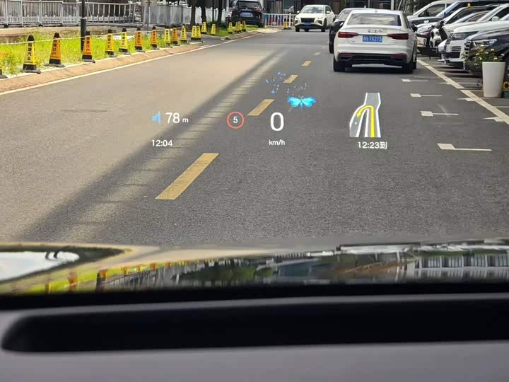 Denza N8L 2026 2WD Fast Charge Flagship - zdjęcie 18