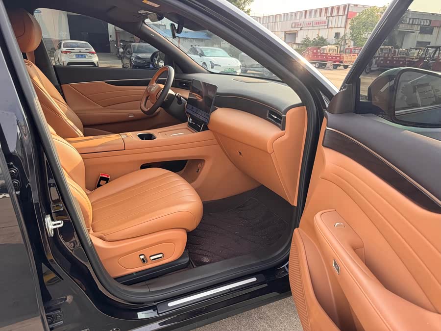 Dongfeng Fengshen L8 2025 185KM Dream Edition - zdjęcie 16