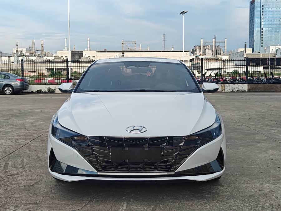 Elantra 2022 240TGDi DCT Luxury - zdjęcie 3