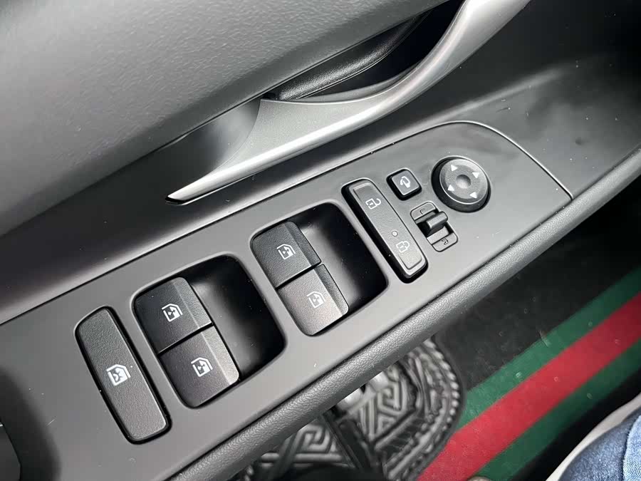 Elantra 2023 1.5L CVT LUX Premium Edition - zdjęcie 12