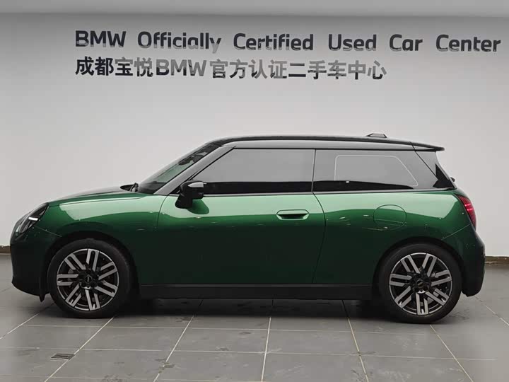 Electric MINI COOPER 2025 456km COOPER E Classic - zdjęcie 17