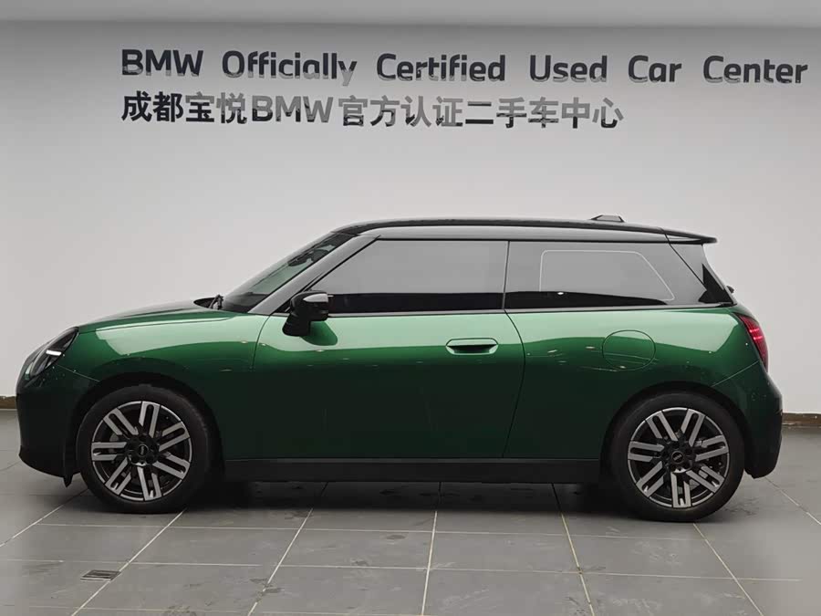 Electric MINI COOPER 2025 456km COOPER E Classic - zdjęcie 3
