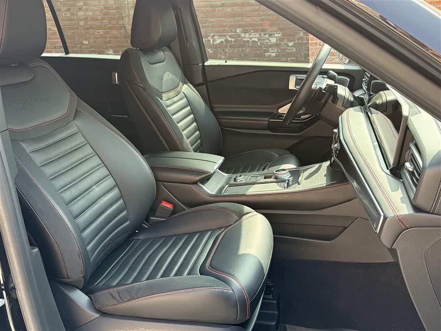 Explorer 2023 EcoBoost 285 4WD ST-LINE 7-Seater - zdjęcie 13