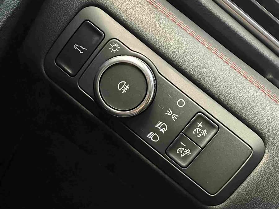 Explorer 2023 EcoBoost 285 4WD ST-LINE 7-Seater - zdjęcie 14