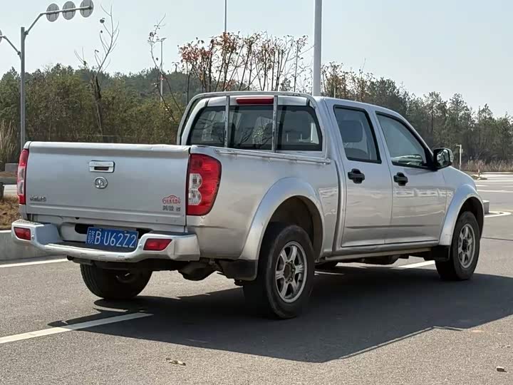 Fengjun 5 2021 2.0T Diesel 2WD Elite Double Cab National VI GW4D20M - zdjęcie 15