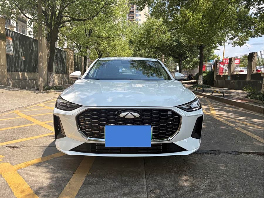 Fengyun A8L 2025 1.5TGDI 145km Standard - zdjęcie 2