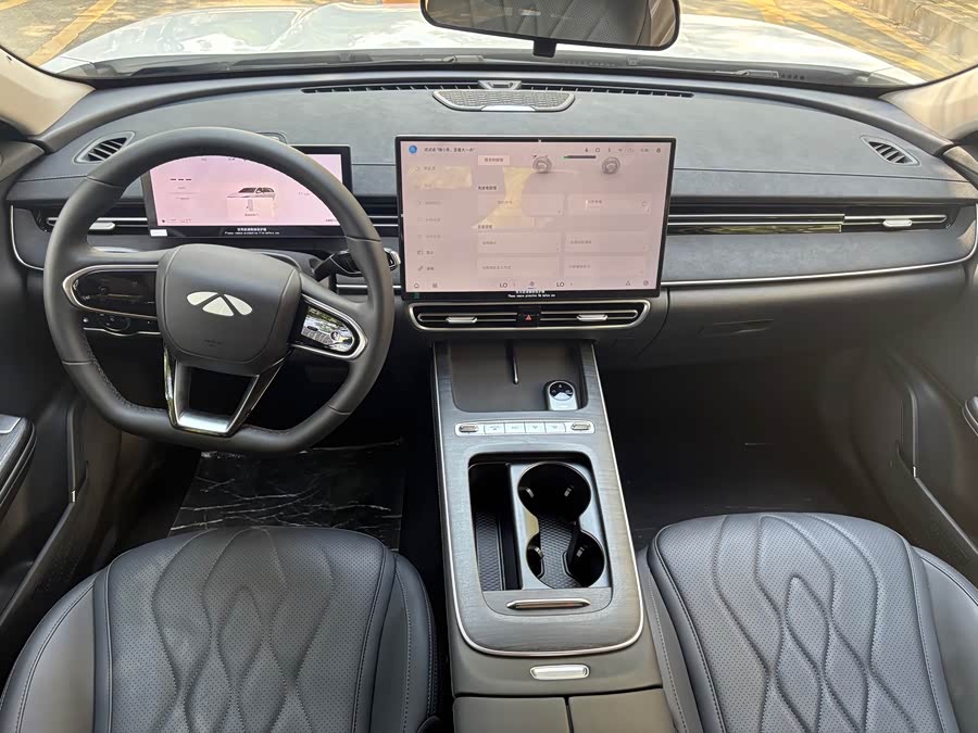 Fengyun A8L 2025 1.5TGDI 145km Standard - zdjęcie 11