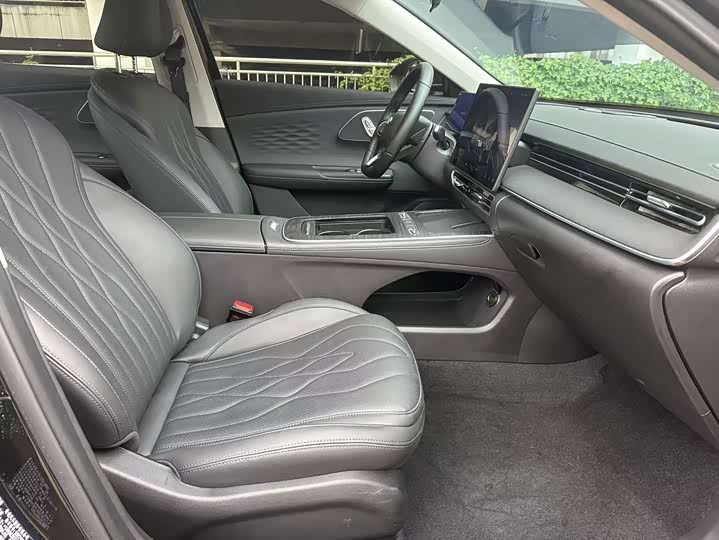Fengyun A8L 2025 1.5TGDI 145km Standard - zdjęcie 19