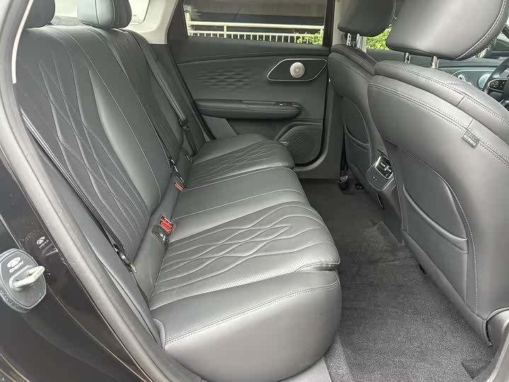 Fengyun A8L 2025 1.5TGDI 145km Standard - zdjęcie 20