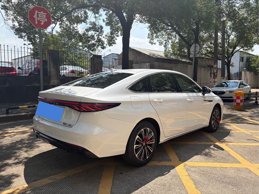 Fengyun A8L 2025 1.5TGDI 145km Standard - zdjęcie 5