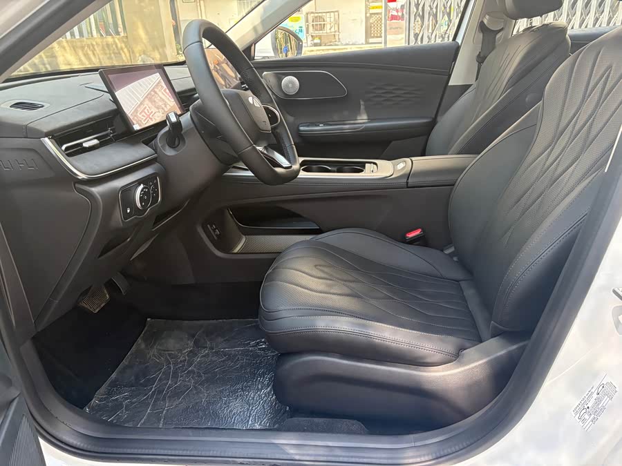 Fengyun A8L 2025 1.5TGDI 145km Standard - zdjęcie 8