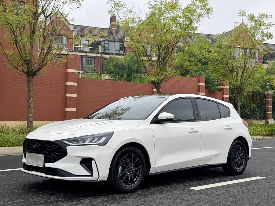 Ford 2022 2WD EcoBoost 180 Auto Racing Edition - zdjęcie 1
