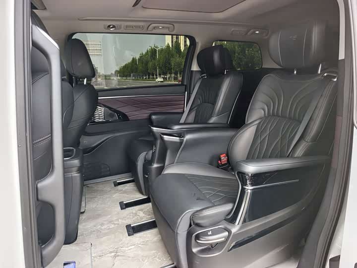GAC M8 2024 Master Series 400T Premium - zdjęcie 15