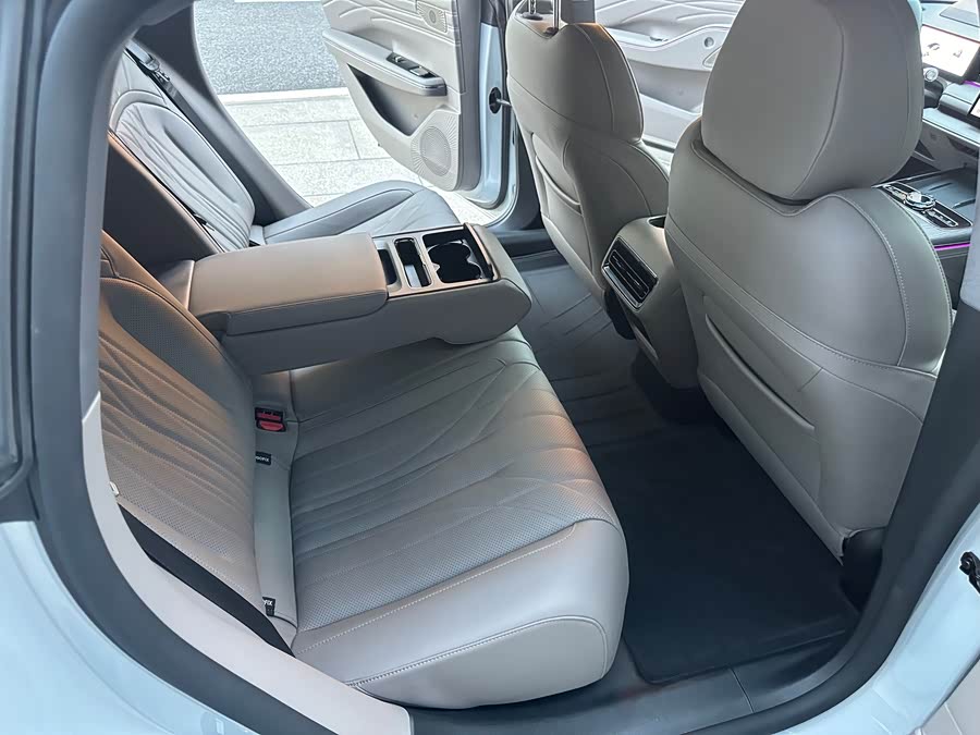 Galaxy Star 8 2025 130km EM-i Flagship - zdjęcie 9