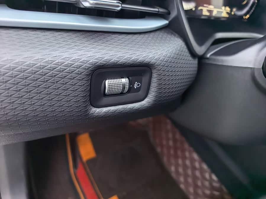 Geely 2025 4th Gen 1.5L CVT Luxury - zdjęcie 11