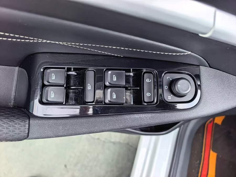 Geely 2025 4th Gen 1.5L CVT Luxury - zdjęcie 12
