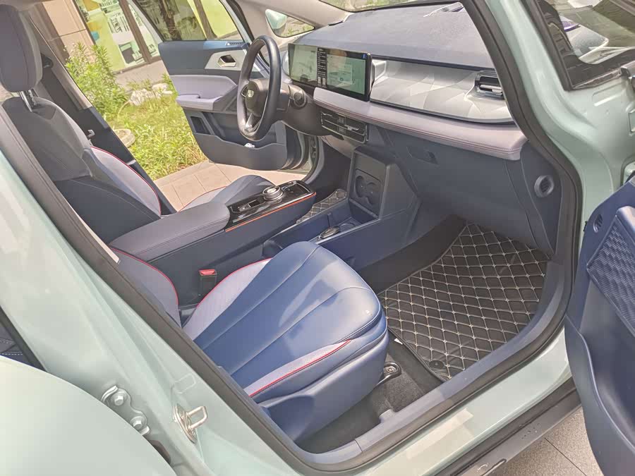 Geely Geometry E Firefly 2023 401KM Linglong Tiger 5-seater - zdjęcie 6