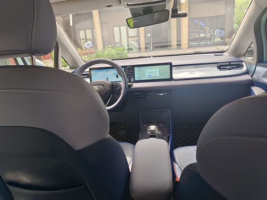Geely Geometry E Firefly 2023 401KM Linglong Tiger 5-seater - zdjęcie 8